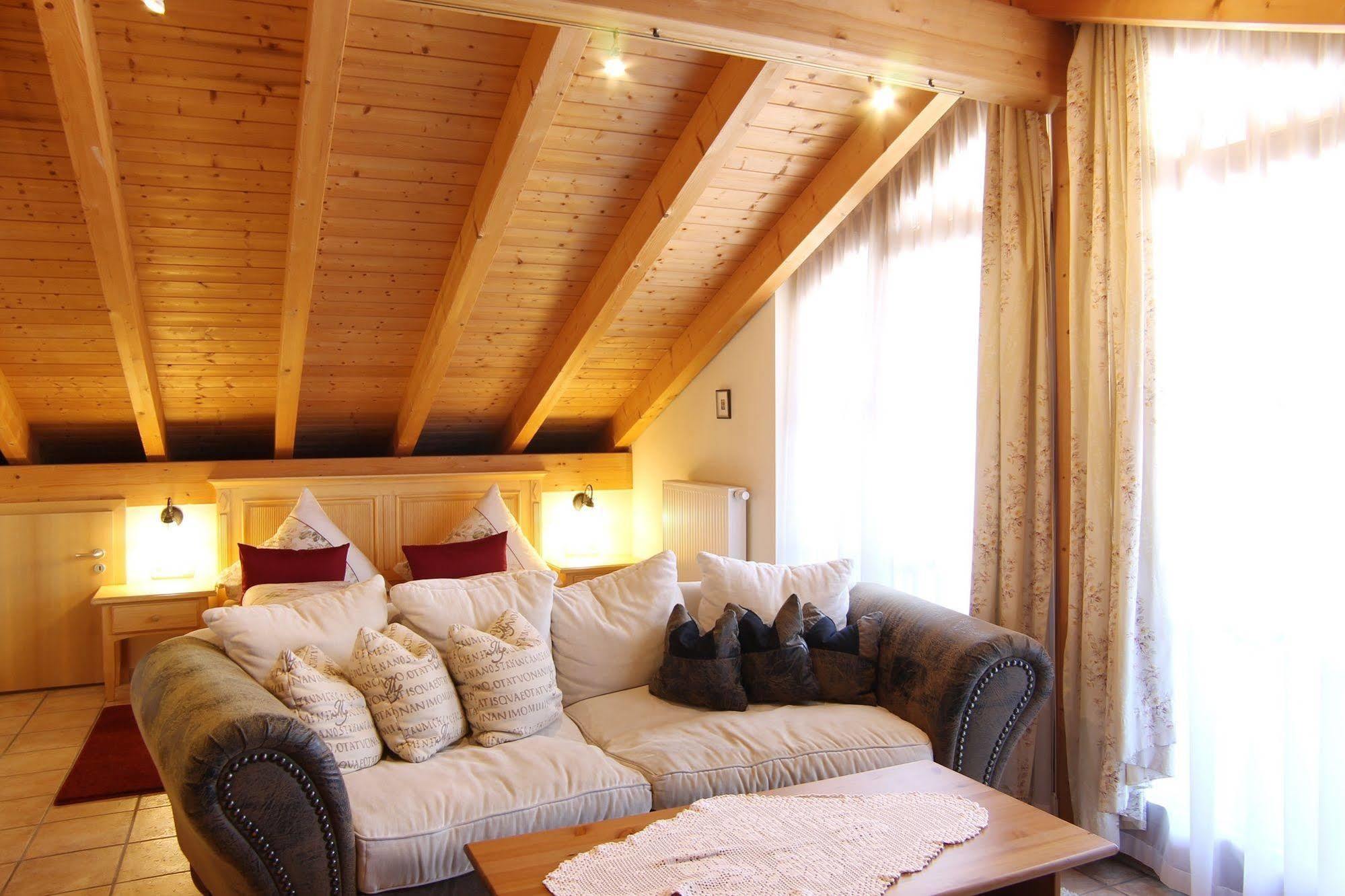 Landhotel Guglhupf Швангау Екстериор снимка
